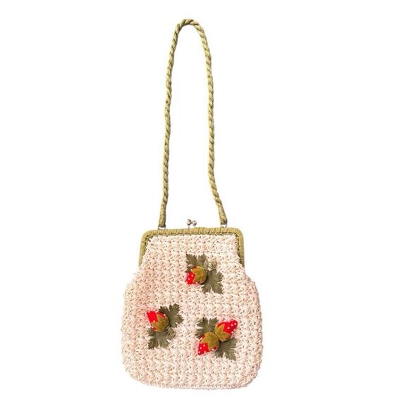 Vintage Magid 1960's White Rafia Straw Purse With Strawberries Made in Japan - Picture 1 of 12